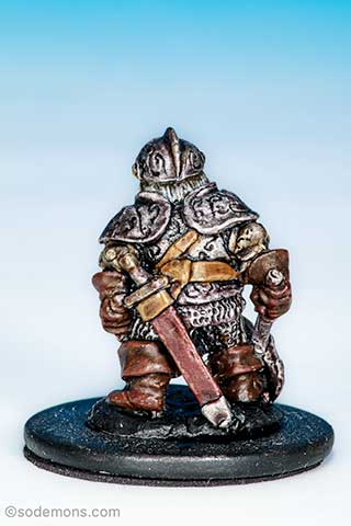 Birmingham - Dwarf in Plate Armour