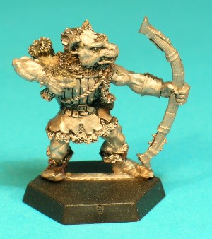 Pose 2, variant D. This variant is bare-headed and has short tufty hair. He has a dog-like face with a short muzzle, and a snarling mouth revealing upper fangs and a set of teeth. His head looks along the line of his bow. He has no earrings. Pose 2, variant D. This variant is bare-headed and has short tufty hair. He has a dog-like face with a short muzzle, and a snarling mouth revealing upper fangs and a set of teeth. His head looks along the line of his bow. He has no earrings.