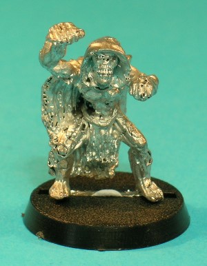 Pose 4, variant C. This variant wears a tattered hood attached to its cloak. It has a skeletal face with its mouth wide closed but barring its teeth, and looks straight forwards. Pose 4, variant C. This variant wears a tattered hood attached to its cloak. It has a skeletal face with its mouth wide closed but barring its teeth, and looks straight forwards.